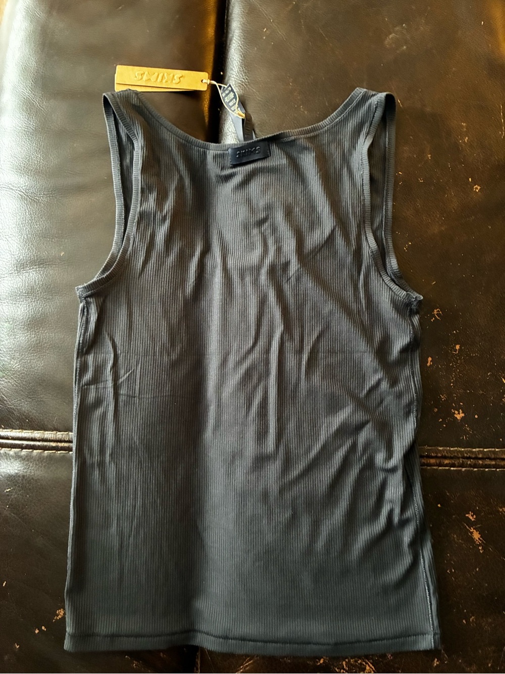 BNWT SKIMS Graphite Ribbed Scoop Tank - Picture 3 of 4